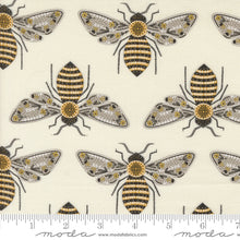 Load image into Gallery viewer, Bee Garden - Bumblebee Porcelain Metallic