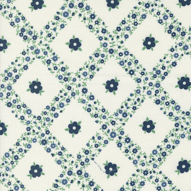 Rosemary Cottage - Trellis - Cream & Navy